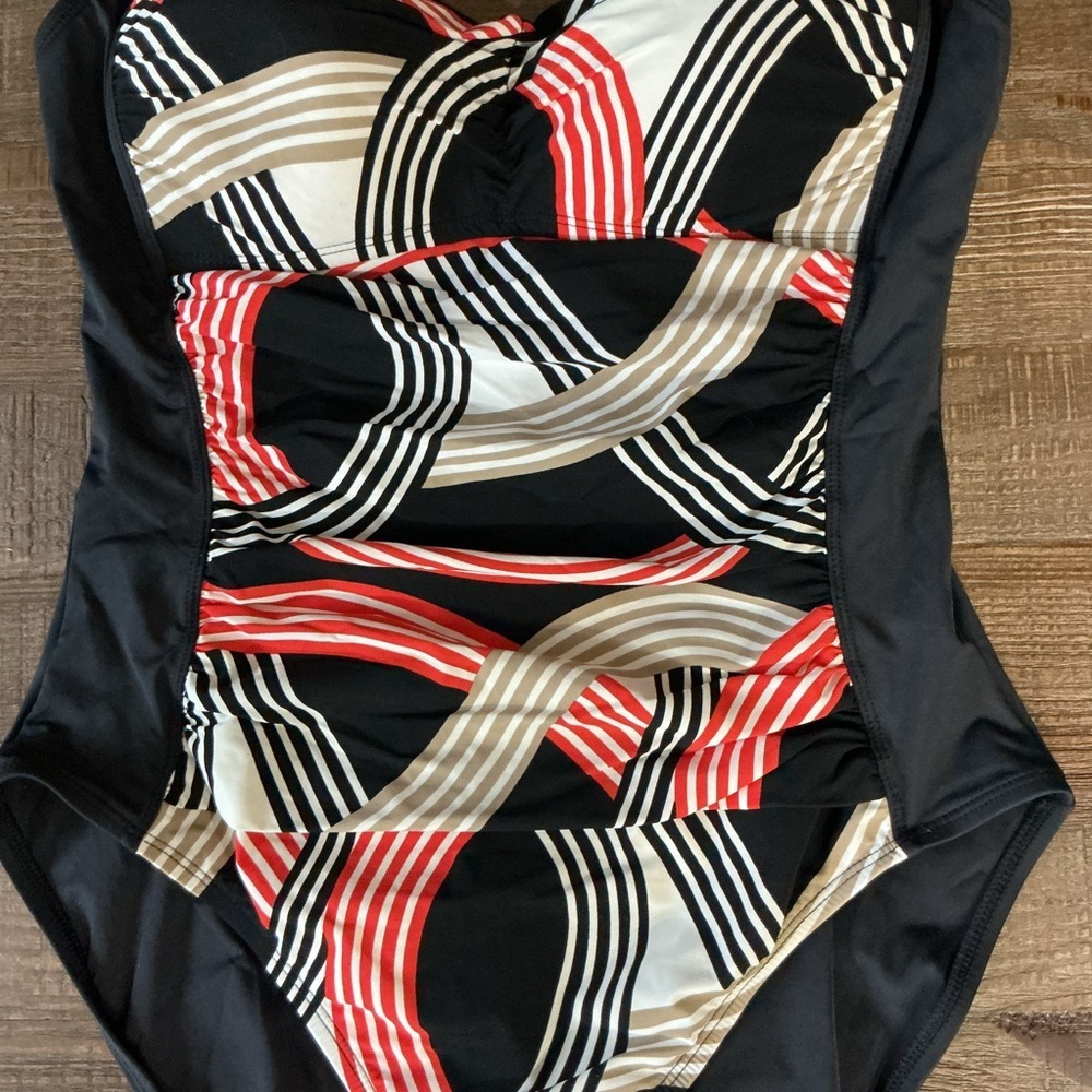 La Blanca Island Goddess One Piece Swimsuit Size 12 - Picture 2 of 9